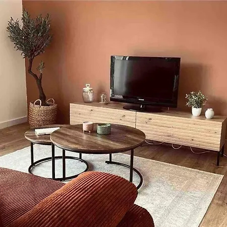 Maisonnette Avec Vue Montagne Et Jardin *