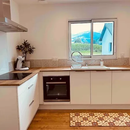 Maisonnette Avec Vue Montagne Et Jardin * Gerde